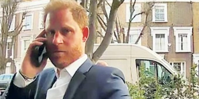 Anwohner staunen - Hier klopft Prinz Harry in London an falscher Tür Anwohner staunen - Hier klopft Prinz Harry in London an falscher Tür