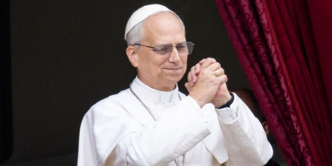 Erstes Mittagsgebet Papst Leo