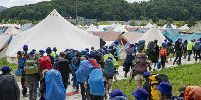 Rund 10'000 Kinder und Jugendliche haben sich am Samstag zum Pfingstlager Jublasurium von Jungwacht und Blauring versammelt. Pfingstlager Jublasurium