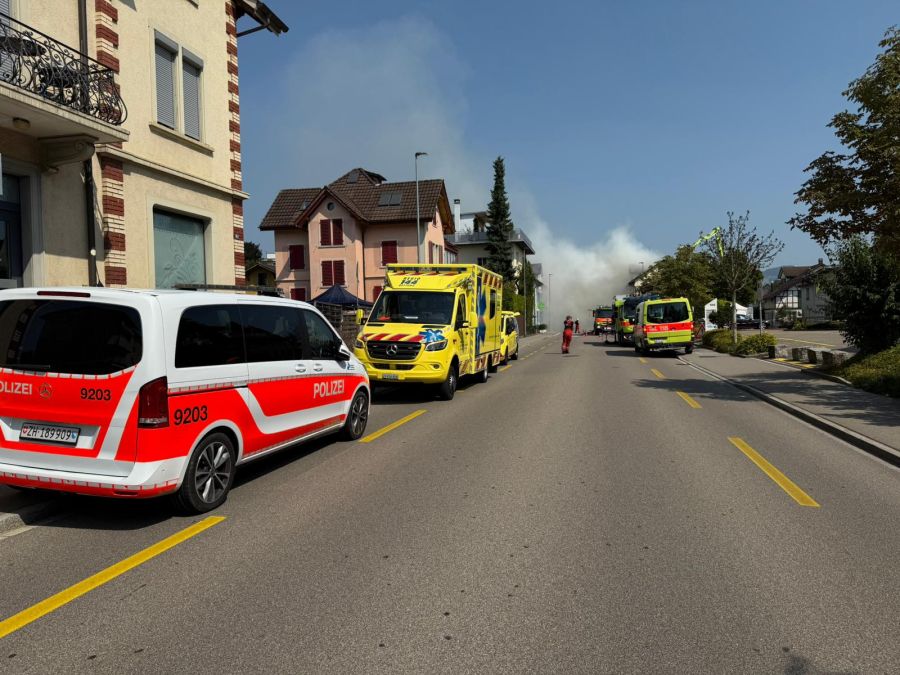 In Wetzikon ZH brennt es.