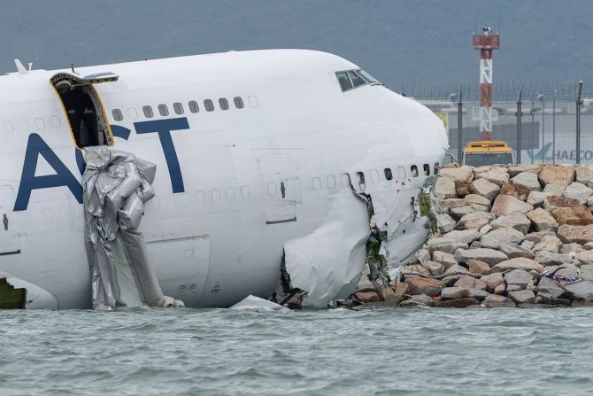 Hong Kong Plane