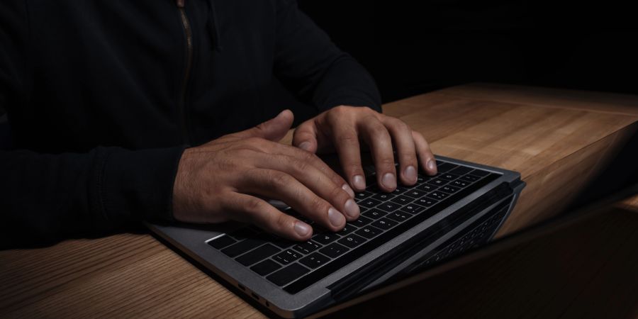 Hacker Computer Mann PC