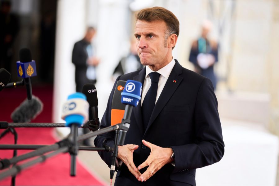 Alternativ könnte er Neuwahlen ausrufen – mit dem Risiko eines Gewinns des Rassemblement National.