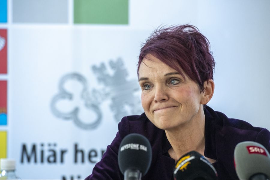 Seit der Lancierung der Erbschaftssteuerinitiative blieben vermögende Neuzuzüger aus dem Ausland beinahe aus, klagt die Nidwaldner Finanzdirektorin der SVP Michèle Blöchliger.