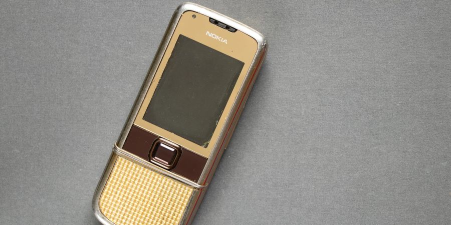 Nokia 8800 gold