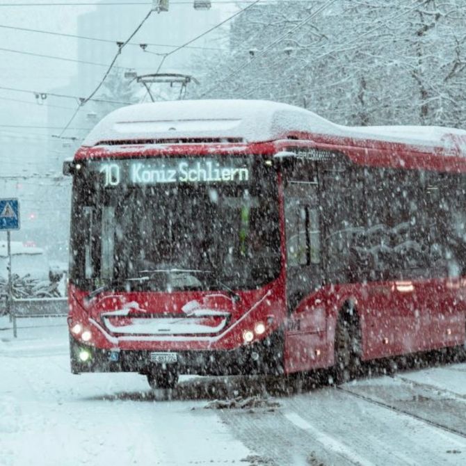 Bernmobil Schnee Chaos Strassen