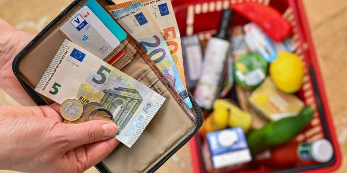 2,4 Prozent - Inflationsrate in der Eurozone steigt dritten Monat in Folge