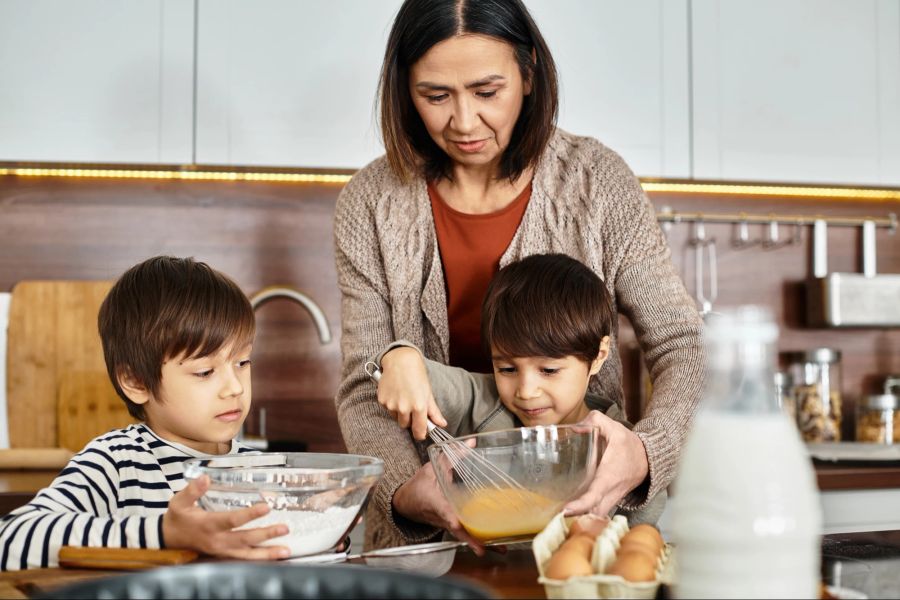 Backen, Familie, Kinder, Oma