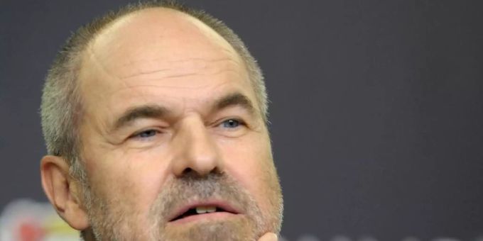 Bayers Ex-Geschäftsführer Wolfgang Holzhäuser für mehr Investoren. Foto: picture alliance / dpa