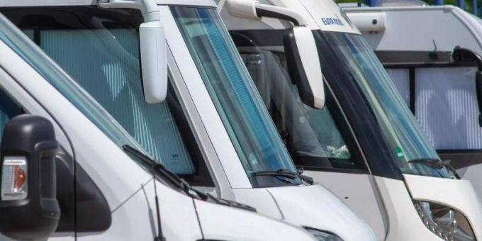 Wohnmobile und Wohnwagen sind in Zeiten von Corona besonders beliebt. Foto: Klaus-Dietmar Gabbert/dpa-Zentralbild/dpa Wohnmobile und Wohnwagen sind in Zeiten von Corona besonders beliebt. Foto: Klaus-Dietmar Gabbert/dpa-Zentralbild/dpa