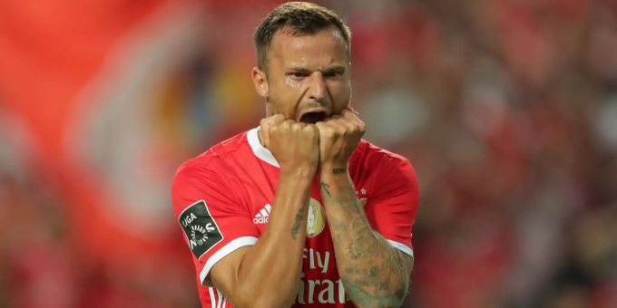 Haris Seferovic im Einsatz für Benfica Lissabon. Gestern kam er als Joker rein. Benfica Lissabon