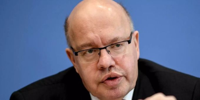 Peter Altmaier hat in der Corona-Krise bereits vor einem «Ausverkauf» deutscher Wirtschaftsinteressen gewarnt. Foto: Britta Pedersen/dpa-Zentralbild/dpa Peter Altmaier hat in der Corona-Krise bereits vor einem «Ausverkauf» deutscher Wirtschaftsinteressen gewarnt. Foto: Britta Pedersen/dpa-Zentralbild/dpa