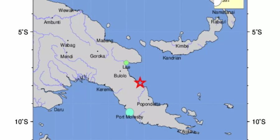 Im Inselstaat Papua-Neuguinea hat ein Erdbeben am Freitag die Region erschüttert. Eine zunächst ausgesprochene Tsunami-Warnung wurde später wieder aufgehoben.