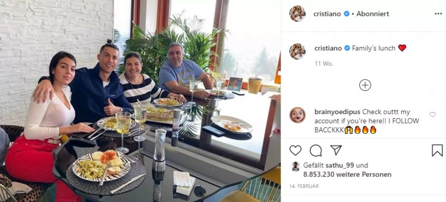 Cristiano Ronaldo zusammen mit seiner Mutter.