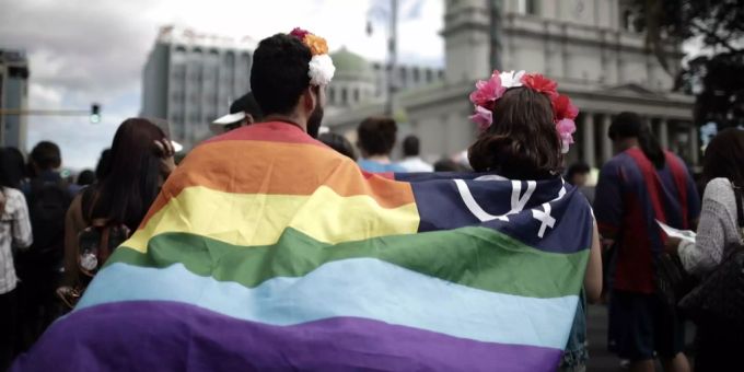 Im Jahr 2019 gab es jede Woche einen Übergriff auf Menschen aufgrund ihrer sexuellen Orientierung. (Symbolbild) LGBT