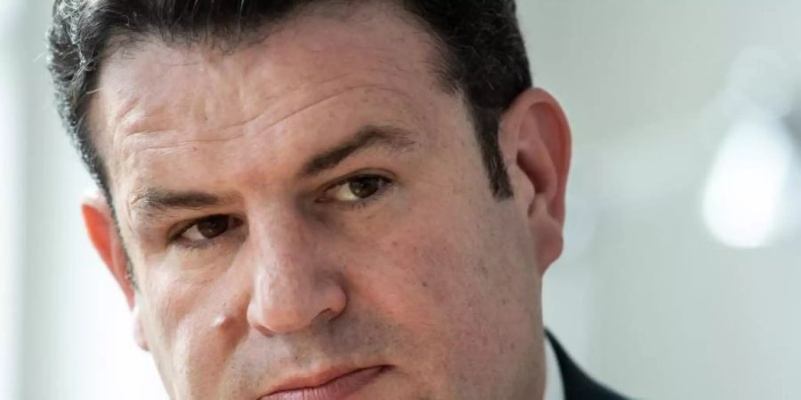Home Office sei nicht überall möglich, sagte Bundesarbeitsminister Hubertus Heil. Foto: Bernd von Jutrczenka/dpa
