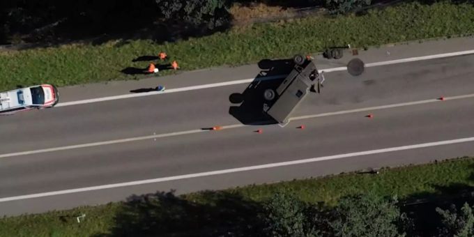 Drohnen-Video - Armee baut Unfall bei Jona SG – zwei Leichtverletzte