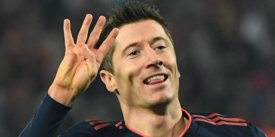 Vier Tore in einer Viertelstunde: Bayerns Torjäger Robert Lewandowski ist in der Form seines Lebens. Foto: Sven Hoppe/dpa