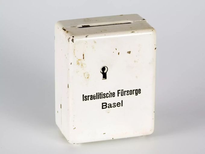 Im Jüdischen Museum ausgestellt: Spardose der Israelitischen Gemeinde Basel diente der Flüchtlingshilfe. Juden Holocaust Hitler