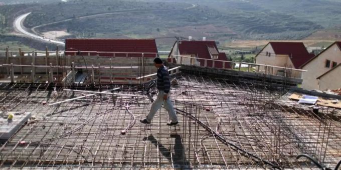 Israel baut 600 neue Häuser im neuen Siedlungsgebiet Shilo im Westjordanland. Foto: Abir Sultan/EPA/dpa Israel baut 600 neue Häuser im neuen Siedlungsgebiet Shilo im Westjordanland. Foto: Abir Sultan/EPA/dpa