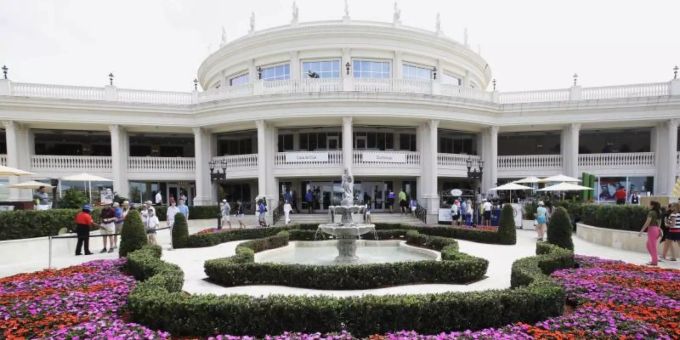 Die USA wollen den G7-Gipfel im Jahr 2020 in Trumps Golfhotel in Miami ausrichten. Foto: Wilfredo Lee/AP/dpa Die USA wollen den G7-Gipfel im Jahr 2020 in Trumps Golfhotel in Miami ausrichten. Foto: Wilfredo Lee/AP/dpa