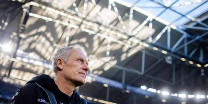 Ging mit Freiburg vor Weihnachten noch nie als Verlierer vom Platz: SC-Coach Christian Streich. Foto: Rolf Vennenbernd/dpa Ging mit Freiburg vor Weihnachten noch nie als Verlierer vom Platz: SC-Coach Christian Streich. Foto: Rolf Vennenbernd/dpa