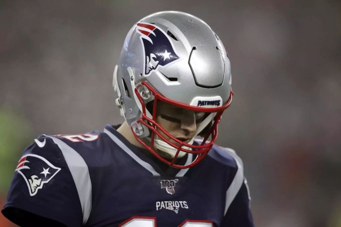 Tom Brady mochte im Spiel der New England Patriots gegen Tennessee Titans nicht überzeugen. Tom Brady NFL