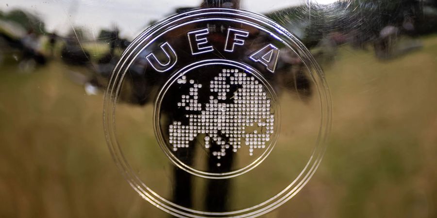 Die UEFA belegte wegen Verstössen gegen das Financial Fairplay etliche Fussballclubs mit Strafen.