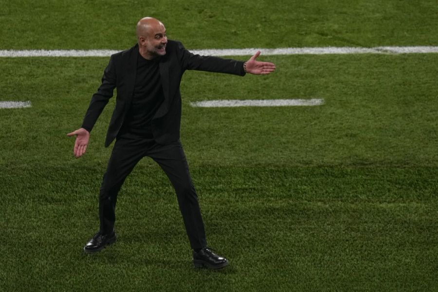 Der 38-Jährige nennt zudem Star-Trainer Pep Guardiola als einen der Gründe für die DFB-Krise.