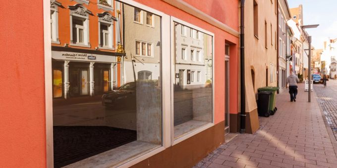 Ein leerstehendes Ladengeschäft ist in der Innenstadt von Villingen-Schwenningen zu sehen. Ein leerstehendes Ladengeschäft ist in der Innenstadt von Villingen-Schwenningen zu sehen.