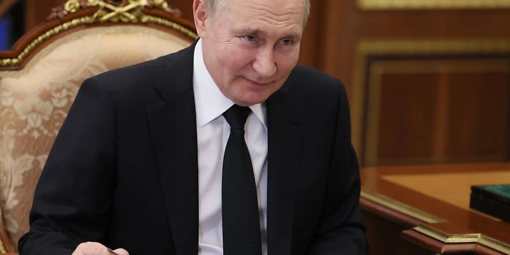 Putin überzeugt Von Russischem Sieg Im Angriffskrieg Gegen Ukraine