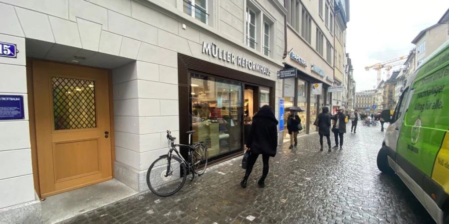 Auch die Filiale am Rennweg in Zürich wird ab morgen geschlossen sein.