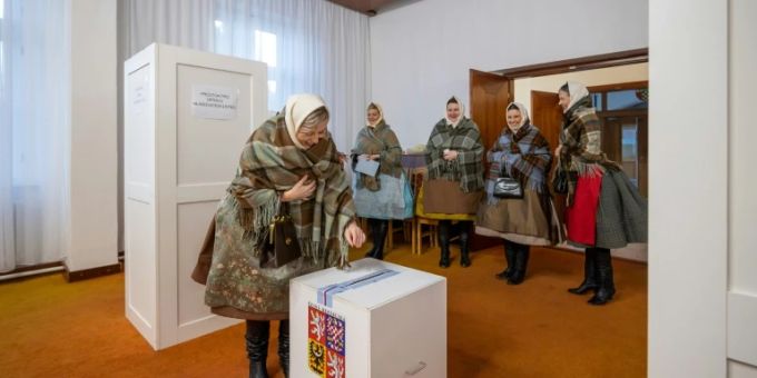 In Tschechien - Babis und Pavel in Stichwahl um Präsidentenamt