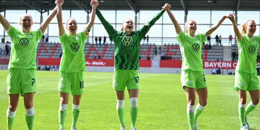 Freuen sich auf die grosse Kulisse beim FC Barcelona: Wolfsburgs Spielerinnen.