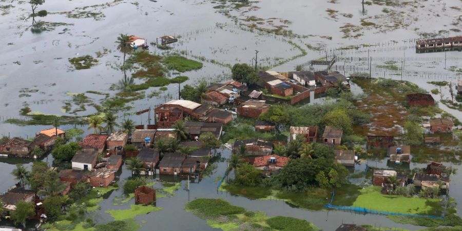 Tausende Obdachlose und immer mehr Todesopfer: Brasilien wurde von heftigen Unwettern getroffen.