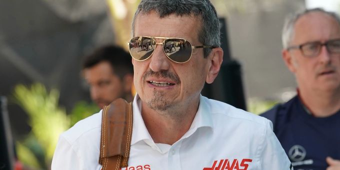 Haas-Teamchef Günther Steiner. Haas-Teamchef Günther Steiner.
