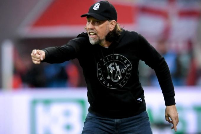 Martin Schmidt (hier bei Augsburg) wird aktuell nicht als Trainer zurückkehren. Martin Schmidt