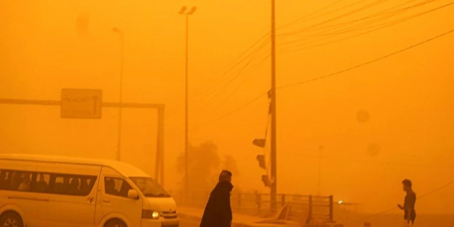 Bagdad wurde in Staub gehüllt