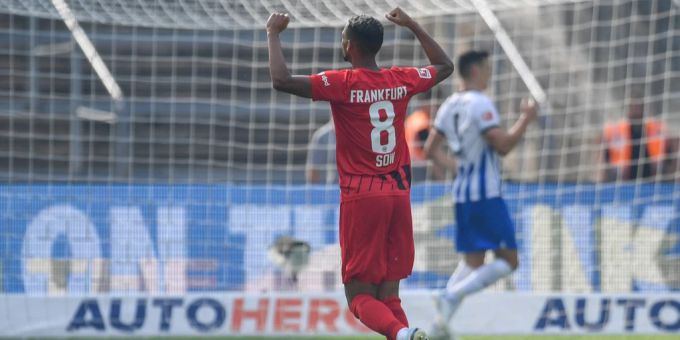 Bundesliga-Spektakel - Frankfurt schlägt Bremen auch dank Djibril Sow