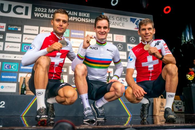 Filippo Colombo (l) gewinnt an der WM in Les Gets Silber im Short Track, Thomas Litscher holt Bronze. (Archivbild)