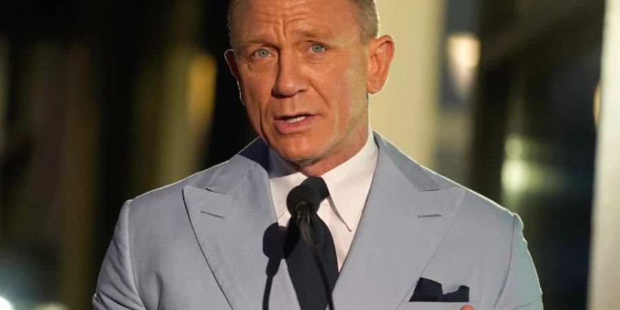 ARCHIV - Für alle, die dieses Jahr mit Daniel Craig Weihnachten feiern möchten, hat Netflix ein gutes Angebot: Ab 23. Dezember ist die «Knives Out»-Fortsetzung auf der Streamingplattform verfügbar. Foto: Chris Pizzello/Invision via AP/dpa