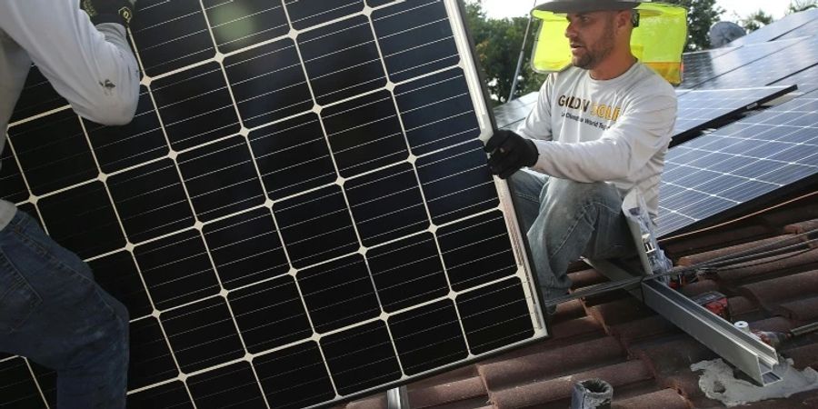 Solaranlagenmontage in Florida im Juni 2022