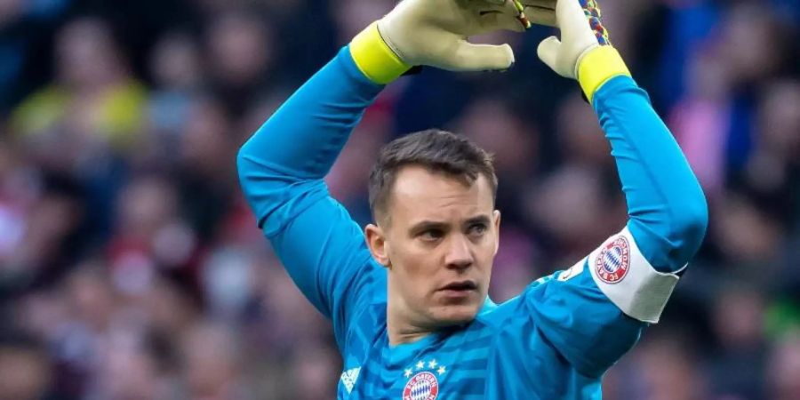 Torwart Manuel Neuer hofft, noch in dieser Saison wieder im Tor stehen zu können. Foto: Sven Hoppe