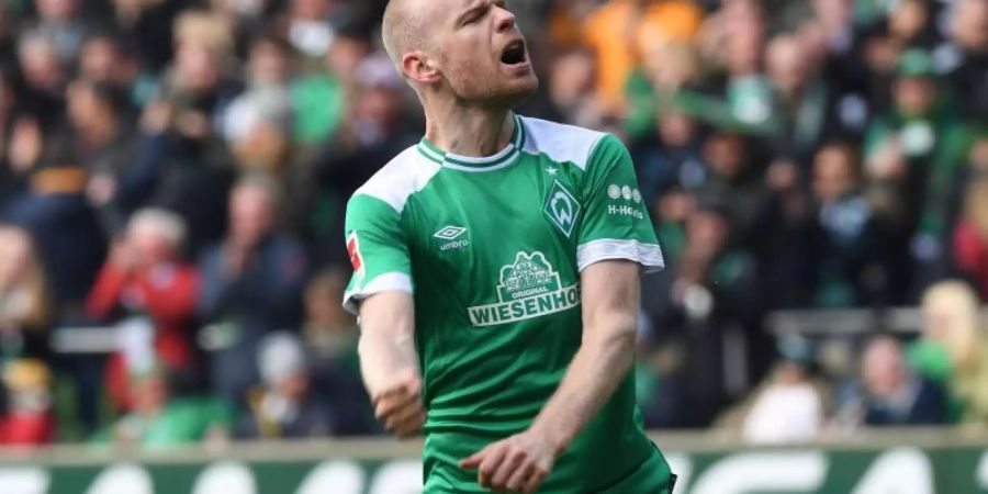 Werders Davy Klaassen jubelt über sein Tor zum 1:0 gegen den SC Freiburg. Foto: Carmen Jaspersen