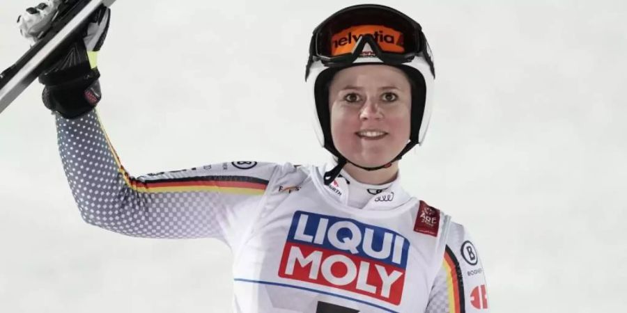 Viktoria Rebensburg freut sich über Platz zwei in Are. Foto: Michael Kappeler