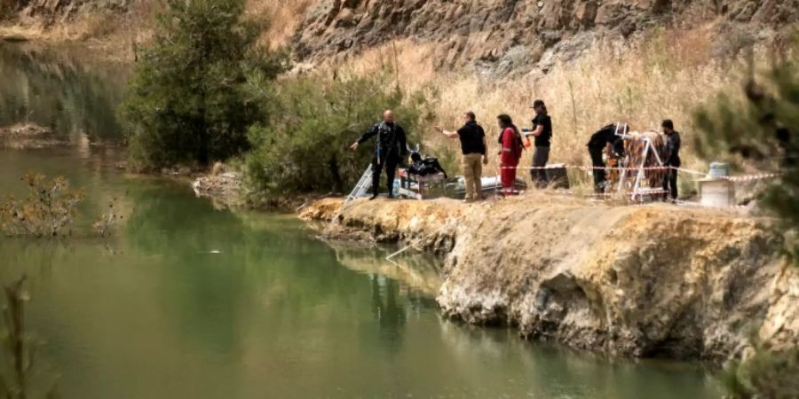 Polizei-Forensiker am Memi-See in Zypern