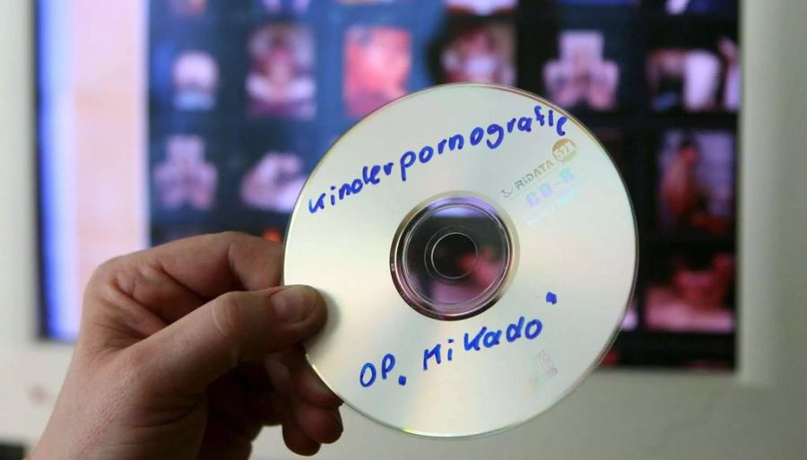 Kinderpornografie gespeichert auf einer CD.