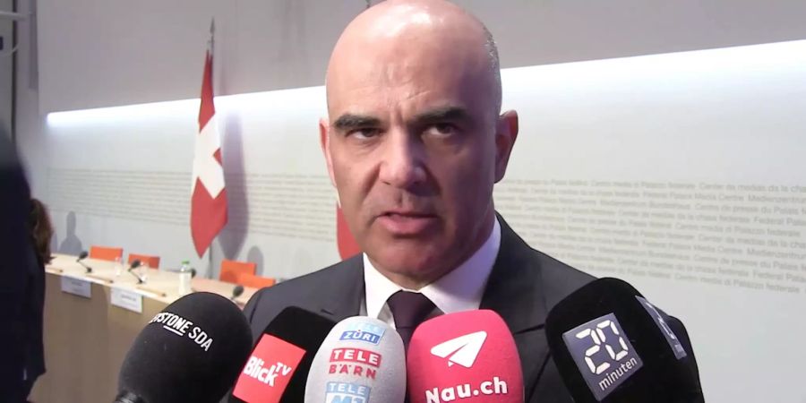 Alain Berset Pool-Interview Coronavirus