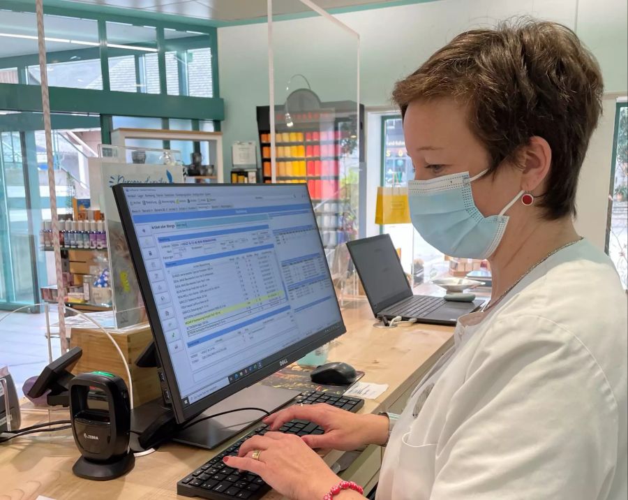 Dorf Drogerie Eichenberger Therwil