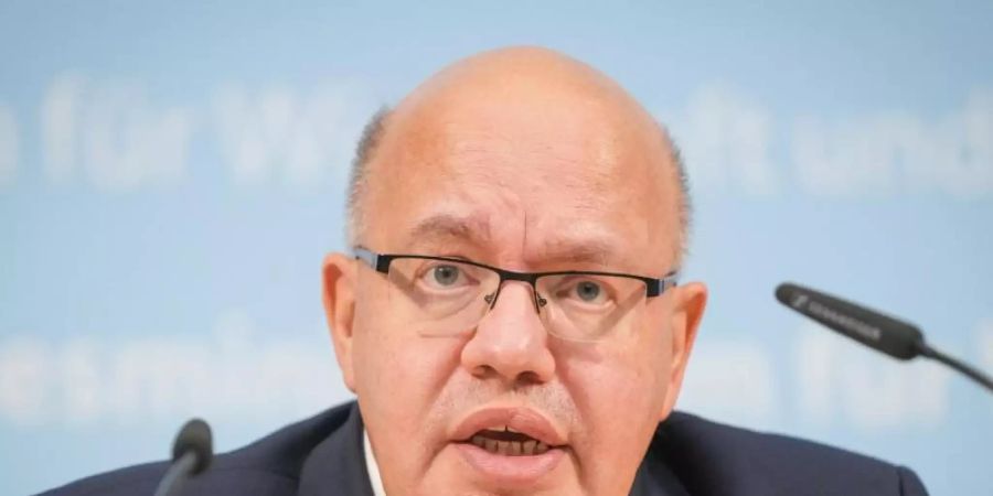 Spricht sich für eine Verlängerung der Überbrückungshilfen aus: Peter Altmaier. Foto: Kay Nietfeld/dpa